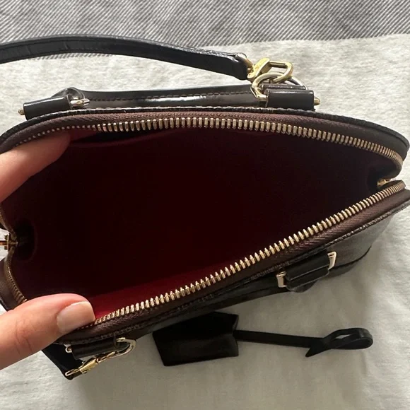 Alma BB Louis Vuitton Bag - Picture 4 of 6